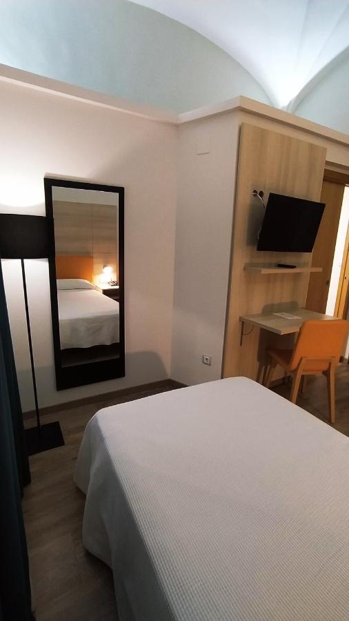 Hotel Balneario El Raposo Puebla de Sancho Pérez Εξωτερικό φωτογραφία