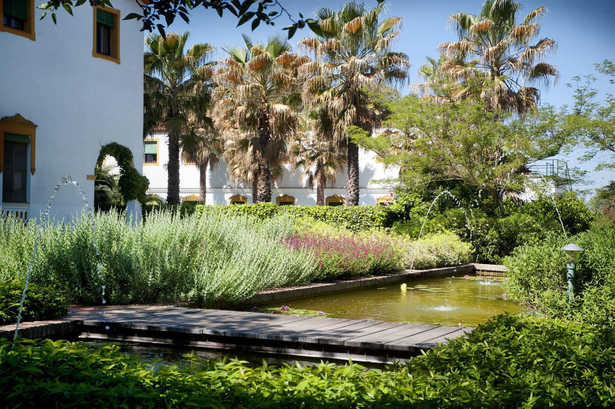 Hotel Balneario El Raposo Puebla de Sancho Pérez Εξωτερικό φωτογραφία