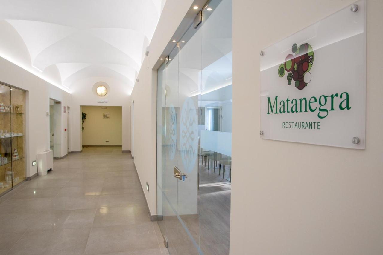 Hotel Balneario El Raposo Puebla de Sancho Pérez Εξωτερικό φωτογραφία